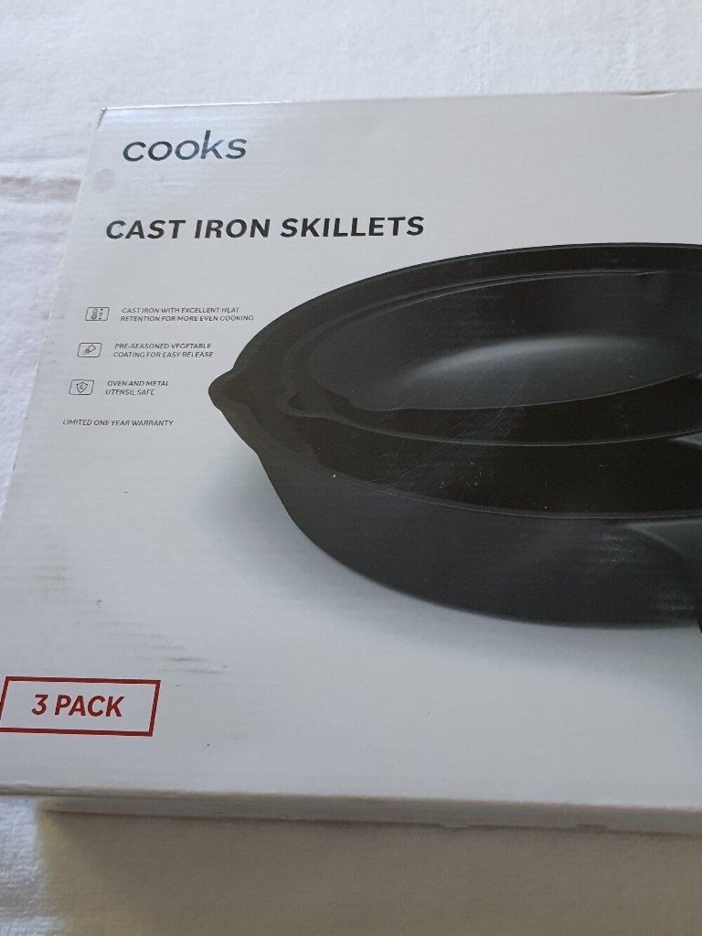 Cooks Kitchen Pre-Seasoned Cast Iron Skillet Set 3-Piece 6 Inch, 8 Inch 10 Inch